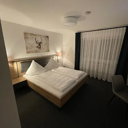 Szálloda Landgasthof Schuetzen Tengen