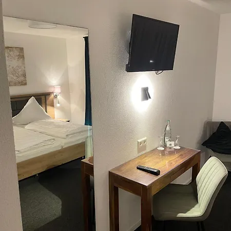 Landgasthof Schuetzen Szálloda *