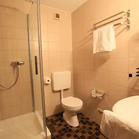 Landgasthof Schuetzen Szálloda